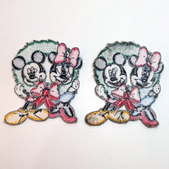 2 Vintage 90s Mickey Mouse Minnie Christmas Wreath Patch Iron-on Disney Holiday - Picture 2 of 2